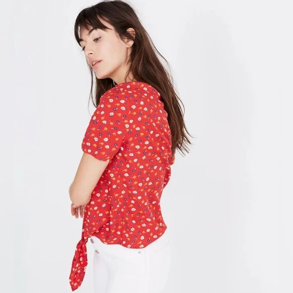 Madewell Novel Tie-Front Top in Red Prairie Posies Floral print Medium - Picture 3 of 13